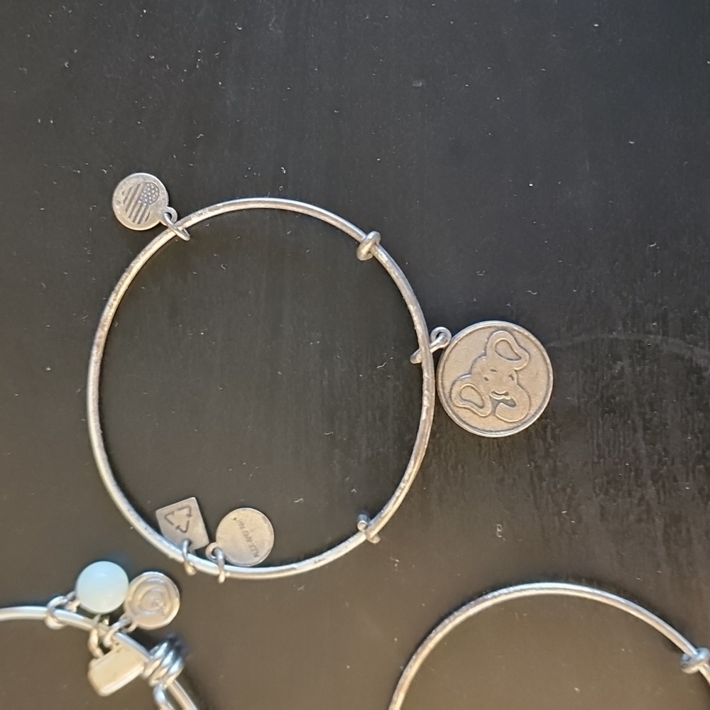 Lot of 4 Alex and Ani Bracelets - Picture 5 of 5